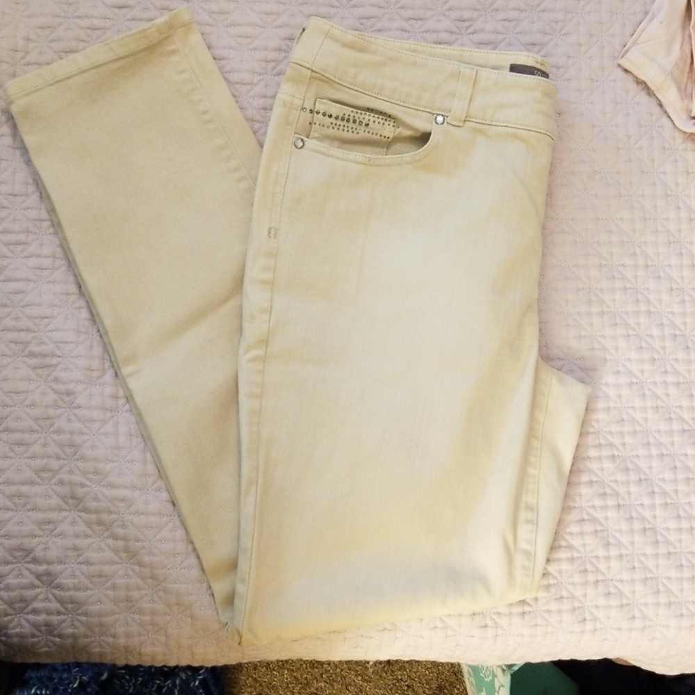 Chico's So Slimming Jeans